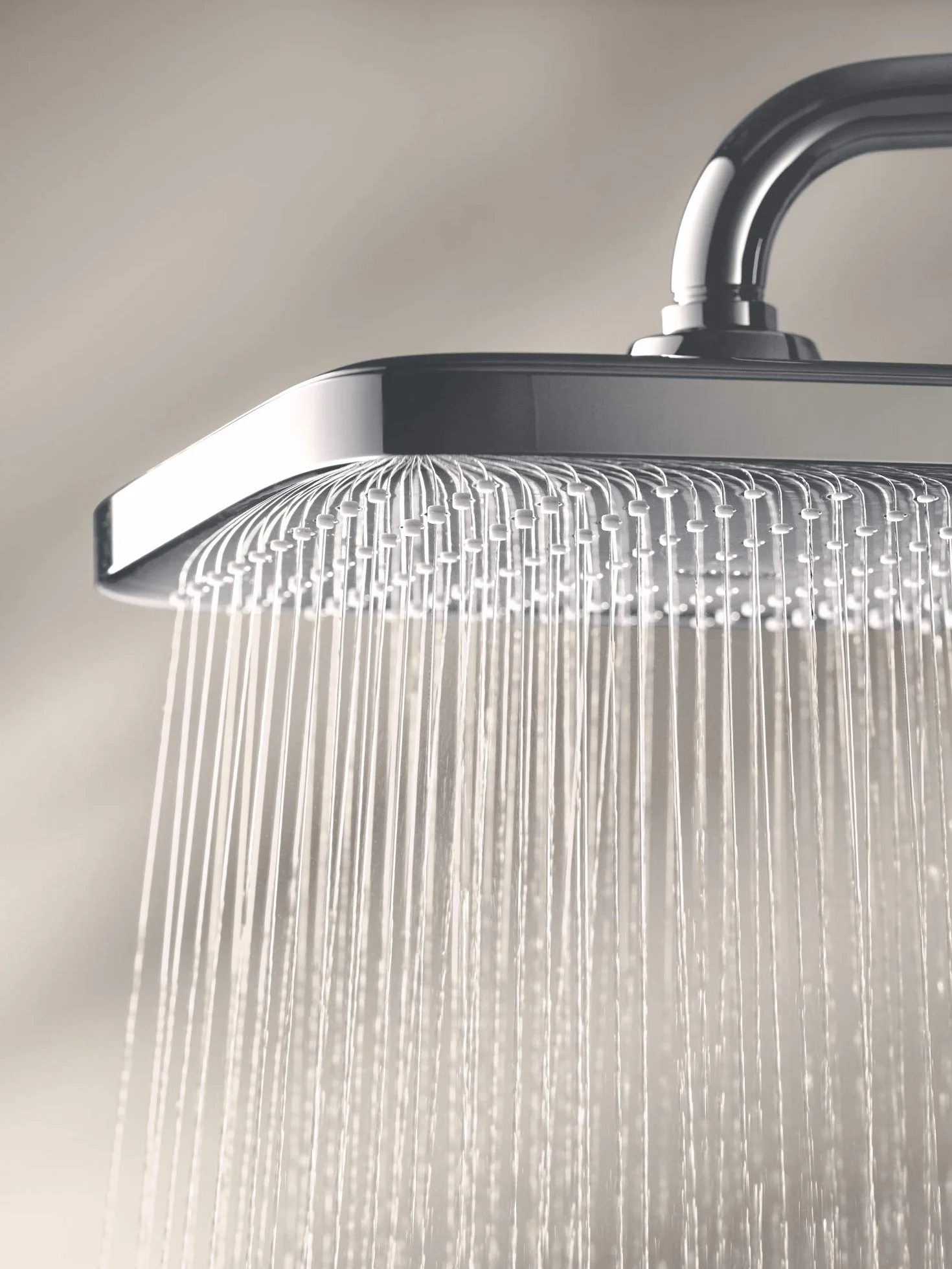 GROHE Vitalio Comfort 250 - głowica prysznicowa 1 rodzaj strumienia (9,5 l/min uchwyt stały przepływ, system odkamieniający, przegub kulowy z kątem obrotowym, chromowana powierzchnia), chrom, 26695000